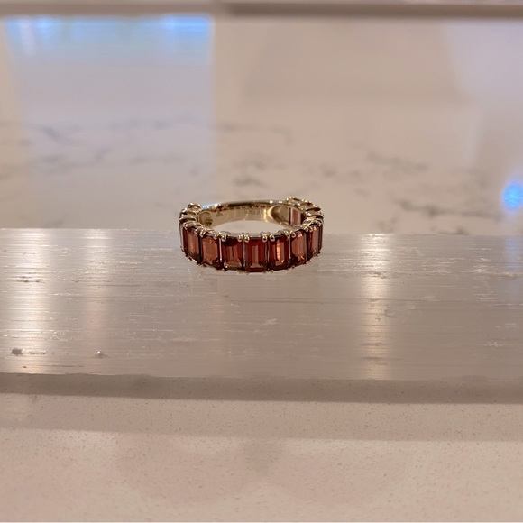 Emerald Cut Garnet Band 14k gold size 6.5 - Picture 4 of 6